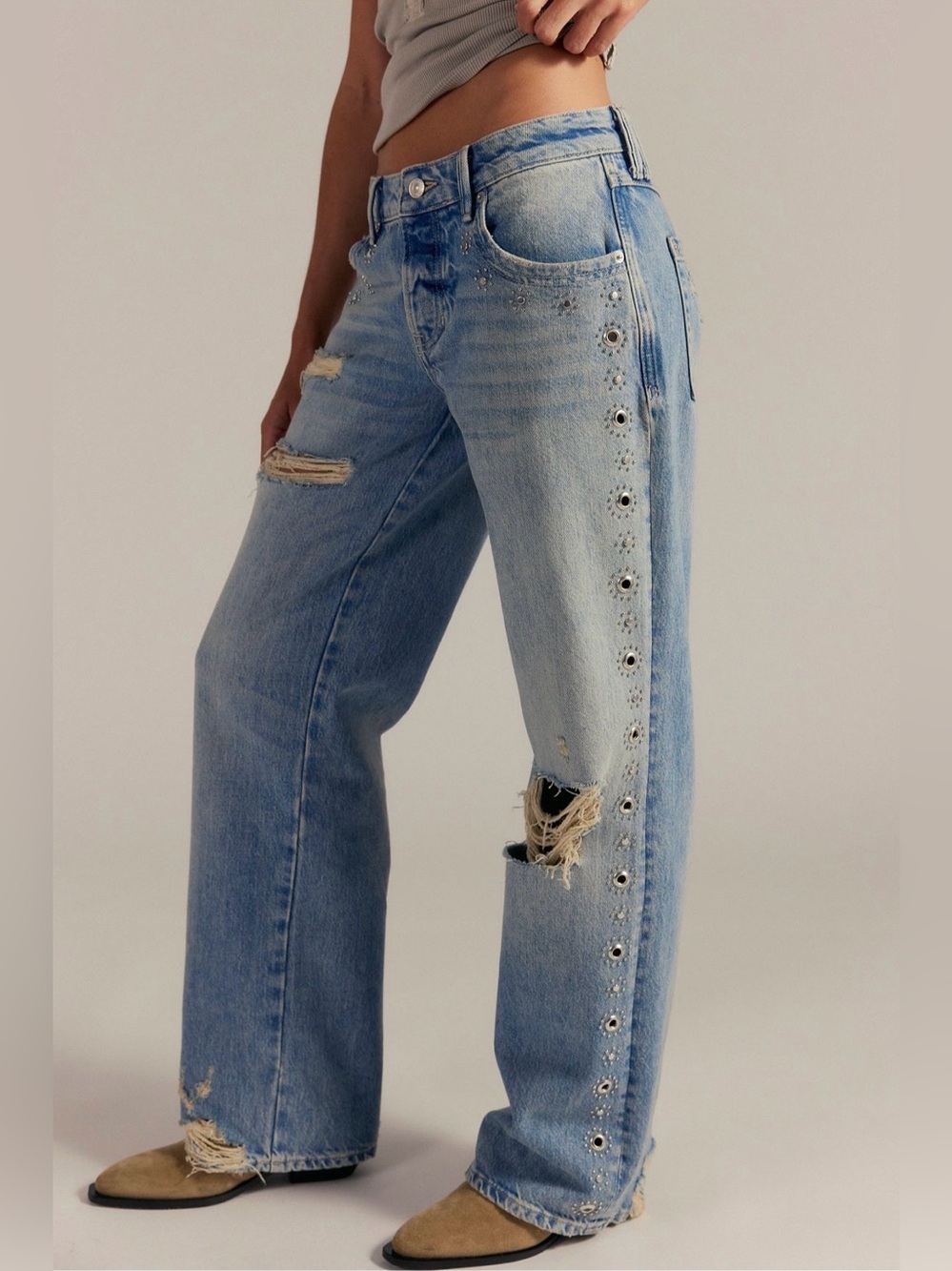 Free People We The Free Tennessee Low-Rise Boyfriend Studded Jeans Size 24